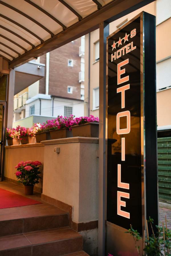 Hotel Etoile Rimini Exterior foto
